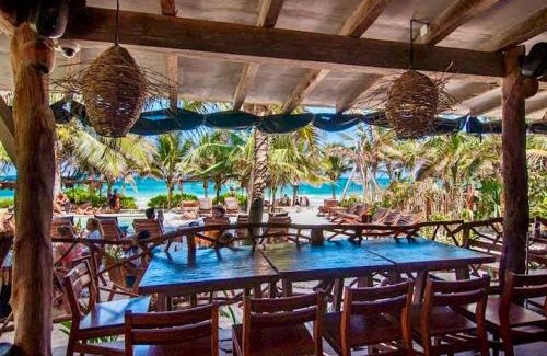 Playa Paraiso Apartamento | Jungle Guardian - Rooftop Pool & Beach Club in Zona Hotelera Tulum