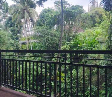 Penestanan Villa | Jungle Hideaway Villas 2 - River Cafe