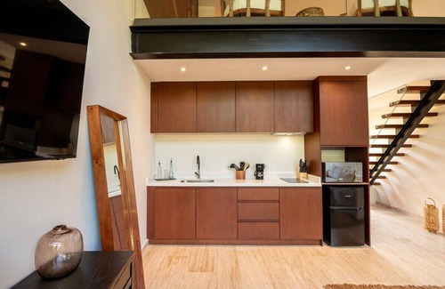 Tulum Apartamento | Loft de lujo: piscinas, gimnasio, acceso a la playa, WiFi rápido.