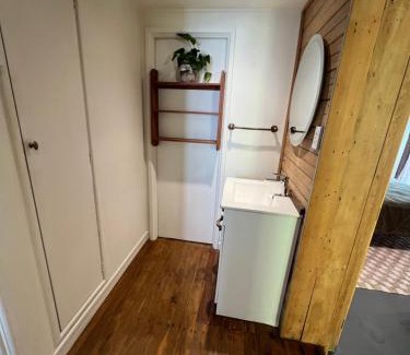 Grey Lynn Apartamento | Jungle studio