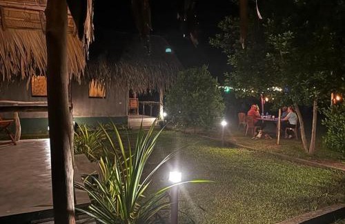 Udawalawa Casa | Jungle View River Camping