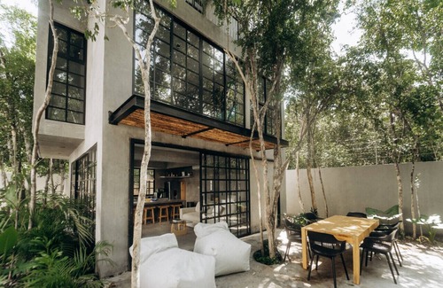 La Veleta Casa | Jungle Views in style