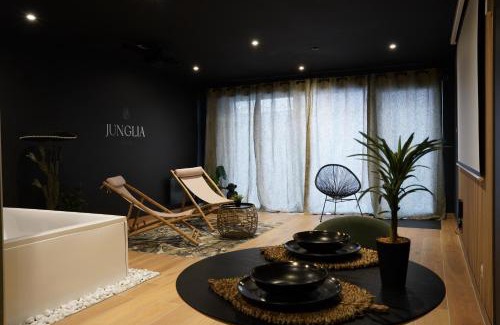 Prefecture Apartamento | Junglia Suite - Spa & Ciné