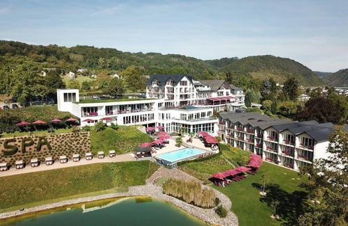 Loef Casa | Junior Suite-Non Refundable BI 2P - Moselstern Parkhotel Krähennest