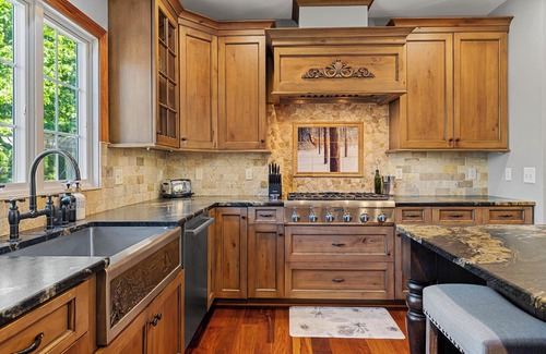New Buffalo Casa | Juniper Presents: Gorgeous Award-winning home w/ Pool, HotTub, Priv Screening Rm