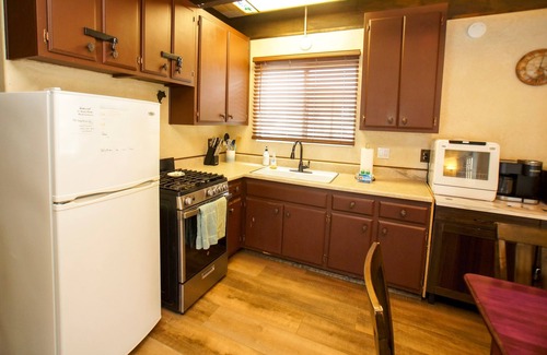 Big Bear Casa | Juniper's Cottage - Hot Tub, Fireplace, Fenced Yard, Pet Friendly