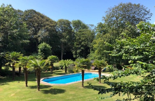Camborne Casa | Juniper's Stable - rest and relax in style
