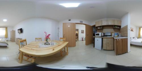 Tiszaujvaros Apartamento | Juniperus Apartman