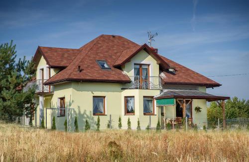 Zarki Casa | Jurajska Stokrotka