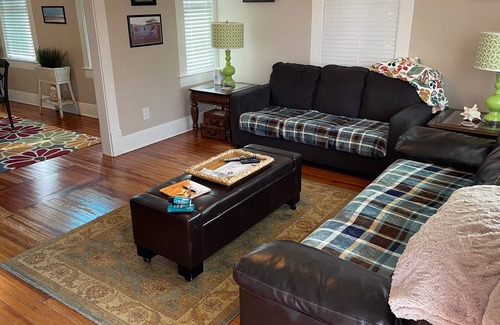 Galveston Cabaña | Just 3 blocks from the beach!
