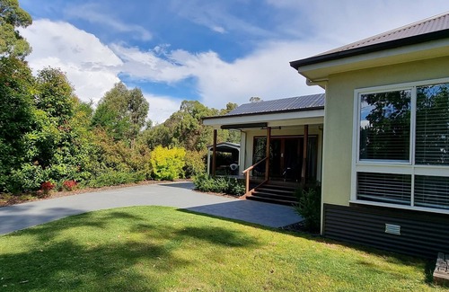 Marysville Casa | Just a short stroll to Marysville Township...