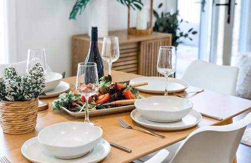 Wagga Wagga Casa | Just book it! Ruby - a spacious house in the CBD