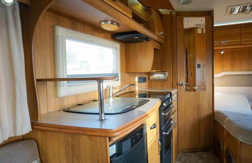 Seeduwa - Katunayake Otro | JUST CAMP IT Campervans and Motorhomes - Colombo City and Bandaranaike International Airport Arrivals Car Park