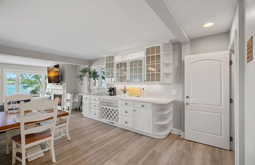 Cornelius Casa | Just Coasting - Relaxing Lakeside Retreat on Lake Norman