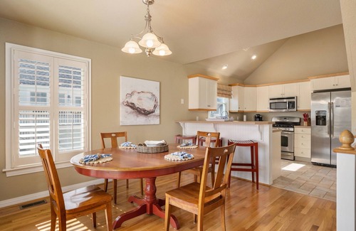 Corolla Casa | Just Coasting: Private pool, hot tub, community pools, Currituck Club amenities
