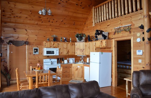Gatlinburg Cabina | JUST ENUFF Cabin - 5 Star Beautiful View en Gatlinburg tiene todo lo que necesita.