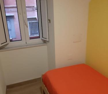 Naples City Centre Casa | Just for easygoing solo traveller
