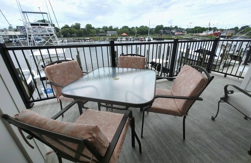 Lewes Condominio | JUST RELEASED- OUTSTANDING- LEWES WATERFRONT CONDO- 2 BLOCKS TO THE BEACH