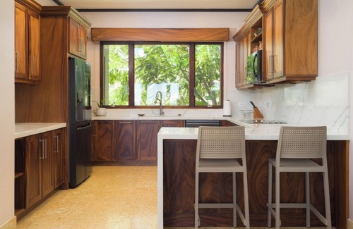 Papagayo Peninsula Villa | Just Renovated—Free Beach Club Passes, The BEST Monkey Views!