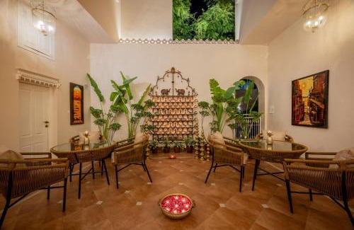 Varanasi Hotel | juSTa Luxe Kashi Parampara, Varanasi