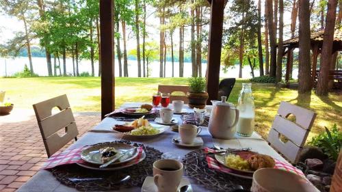 Januszkowo Casa | JW MAZURY Domy Wakacyjne nad Jeziorem dom KORMORAN