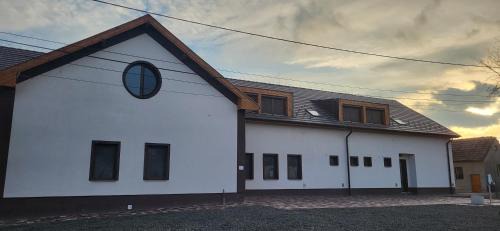 Horpacs Cama Y Desayuno | Kálmán Kertje Panzió és Rendezvényház