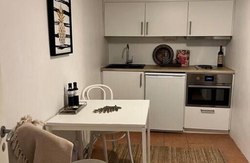 Orgryte-Harlanda Apartamento | Källarlägenhet Örgryte