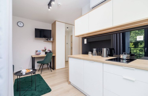 Warszawskie Apartamento | Kątowa 10 | Modern Studio | Balcony | Home office