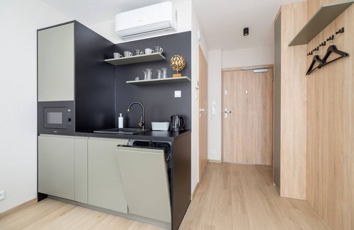 Warszawskie Apartamento | Kątowa 10 | Studio with Air Conditioning | Sauna