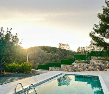 Bodrum Casa | Kızılağaçta özel havuzlu geniş bahçeli lüks Villa