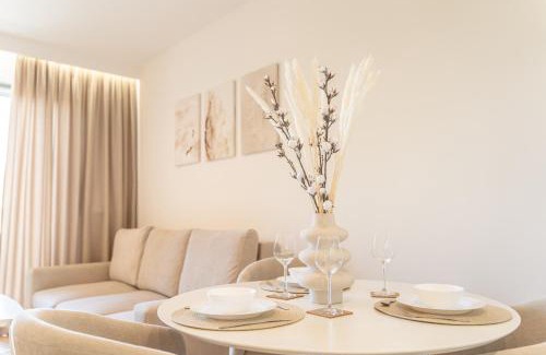 Pradnik Czerwony Apartamento | K&M Apartments Near Tauron Arena