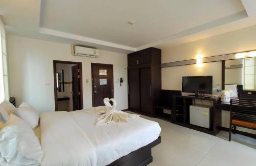 Krabi Hotel | K.M. House