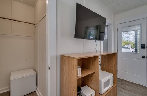 Clayton Apartamento | K's Motel with Stunning St. Lawrence River Views - Room 4