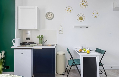 Hanger Hill Apartamento | K Suites - Modern Central 1 bed w/free parking