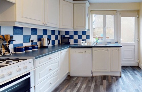 Cleethorpes Casa | K Suites - Unique 5 bed Contractor House w/free Wi-Fi