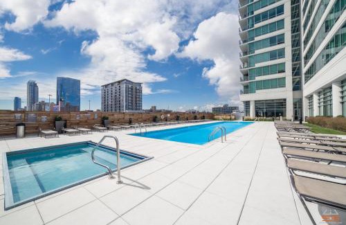 Downtown Chicago Apartamento | K2 Sky High Apartments with Stunning Chicago Views in West Loop