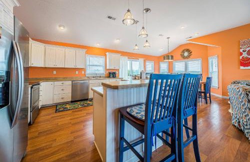 Kitty Hawk Casa | K2095 Clam I Am. Semi-Oceanfront, Elevator, Private Pool, Rec Room, Theater