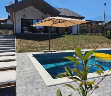 Mladenovac Villa | K42 pool house