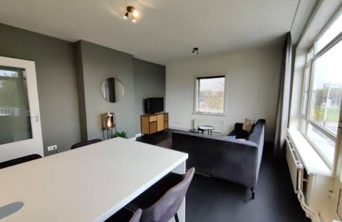 Eindhoven Apartamento | k50159 Spacious and modern apartment near the city center, free parking