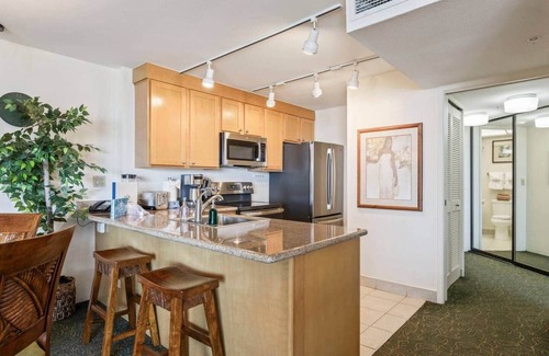 Honokowai Apartamento | Kaanapali Shores 405