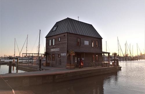 Municipality of Hoorn Cama Y Desayuno | Kaap Hoorn Club Bed en Breakfast
