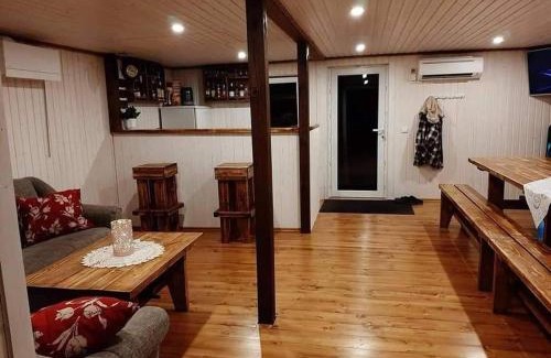 Haapsalu Apartamento | Kaasiku peamaja 4 voodit