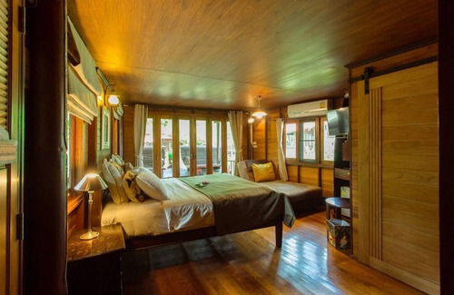 Song Phi Nong Complejo | Kaengkrachan Boathouse Paradise Resort