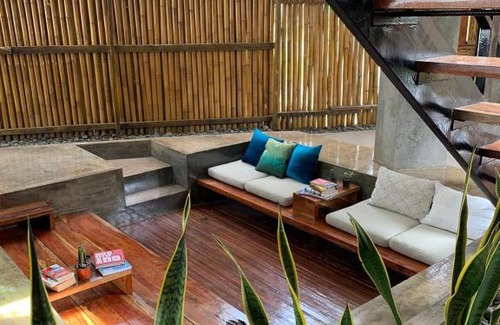 Alegria Casa | Kaha Island Stay