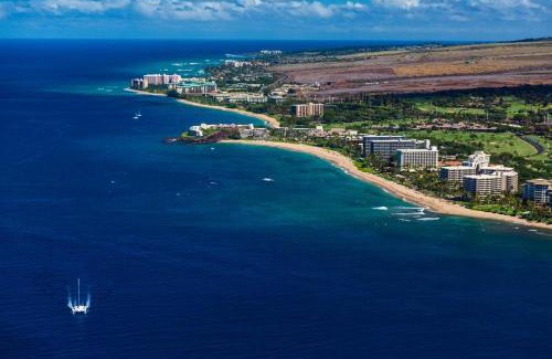 Kahana Casa | Kahana Outrigger 3A2 · KHO 3A2 Updated OceanFront 3BD wPool AC O