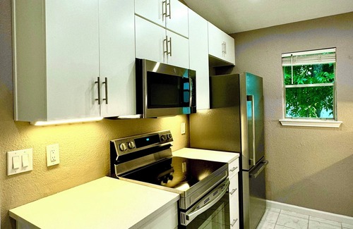 North San Antonio - SAT Casa | Kahu Hale - Hardberger Park San Antonio TX