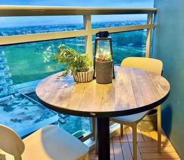 San Fernando Cama Y Desayuno | Kaiah's Haven at Azure North San Fernando Pampanga