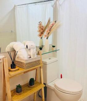 San Fernando Cama Y Desayuno | Kaiah's Haven at Azure North San Fernando Pampanga