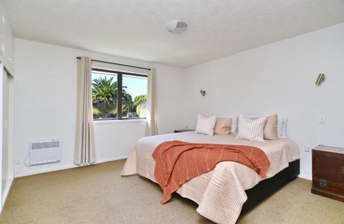 Kaiapoi Casa | Kaiapoi Lakes - Christchurch Holiday Homes