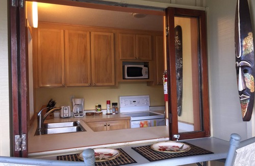 Hana Condominio | Suite Kailani - Esquina con vista al mar 1 BD / 1BA